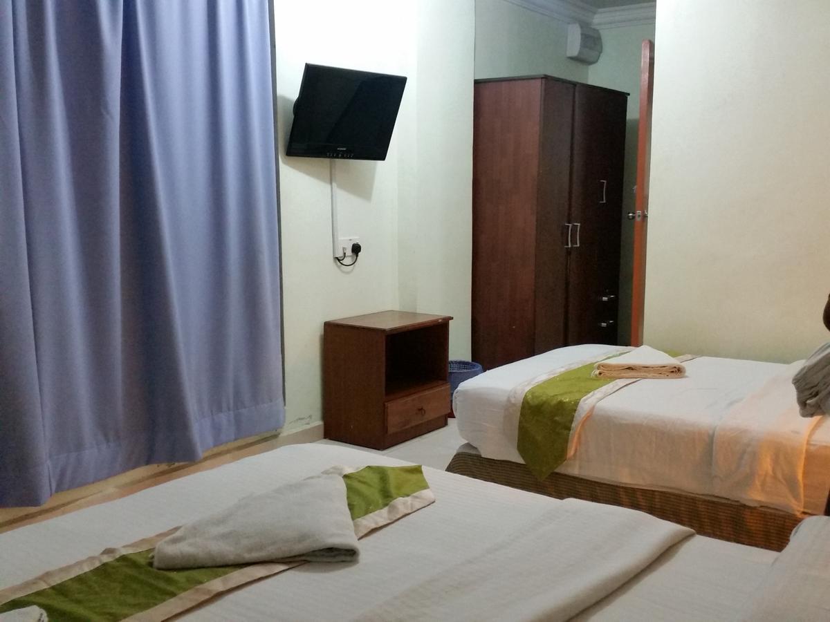 1Libaran Hotel Sandakan Buitenkant foto